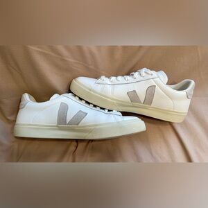 Veja Campo Leather Sneakers  Sz W10/M8